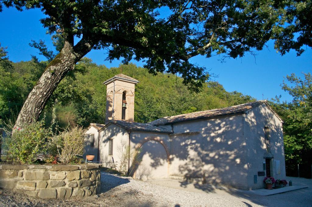 Villa Borgo Santa Cecilia Gubbio Exterior foto