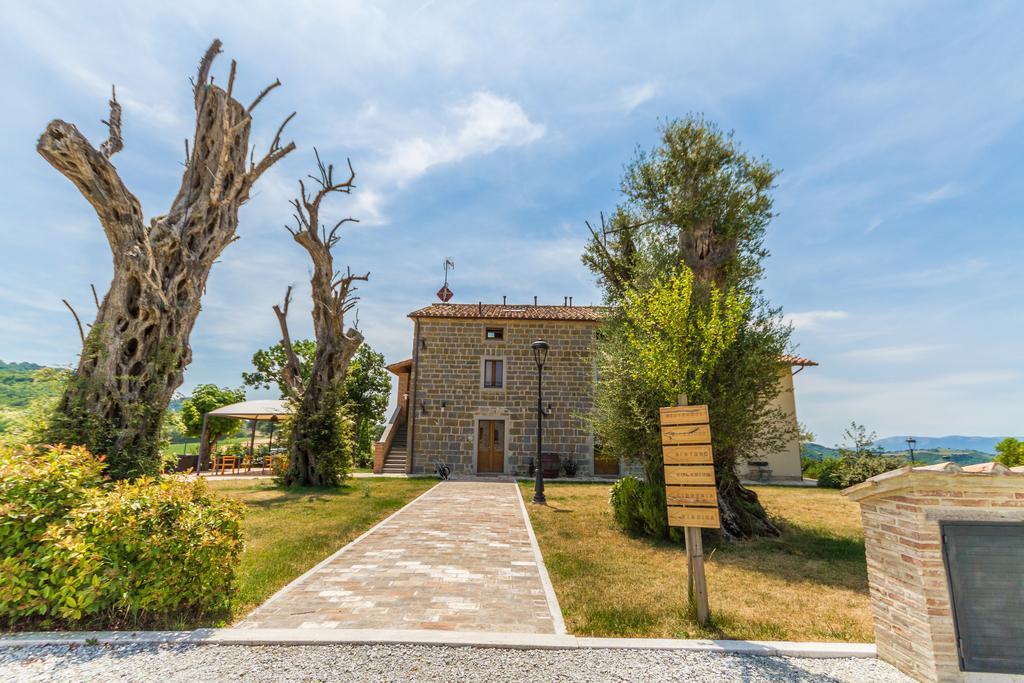 Villa Borgo Santa Cecilia Gubbio Exterior foto
